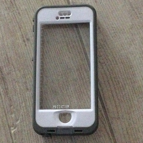 LifeProof Case- 5/5C IPhone - Picture 3 of 4